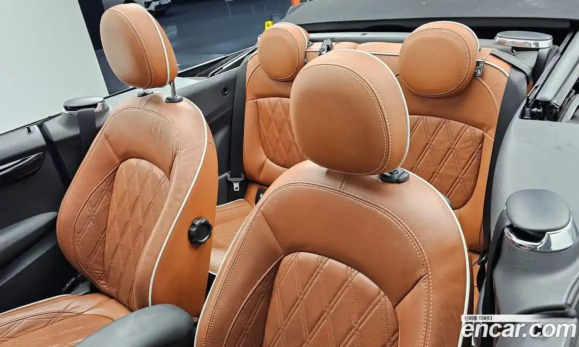 Mini Cooper Convertible 2019 1.5 гидро в Москве № 724912, фото 13