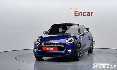 Mini Cooper Convertible 2019 1.5 гидро в Москве № 724912, миниатюра 3