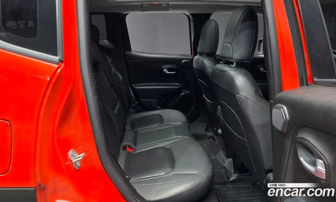 Jeep Renegade 2019 2.4 гидро в Москве № 725289, фото 12