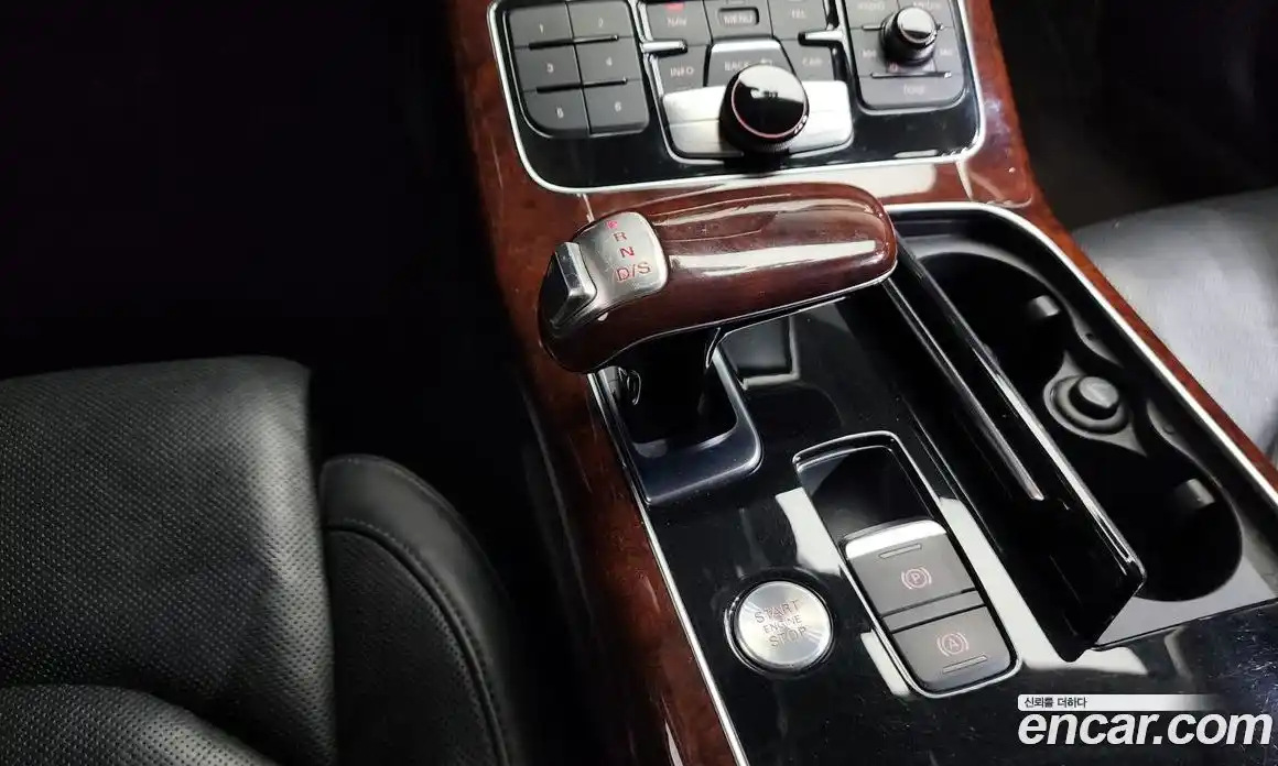 Audi A8 2011 4.2 гидро в Москве № 765132, фото 9