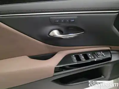Lexus ES 2024 2.5 вариатор в Москве № 766981, миниатюра 12
