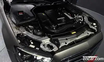 Mercedes-Benz E-Class 2022 2.0 гидро, миниатюра 6