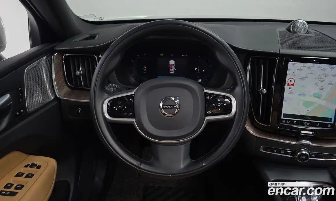Volvo XC60 2022 2.0 гидро в Москве № 823981, фото 13