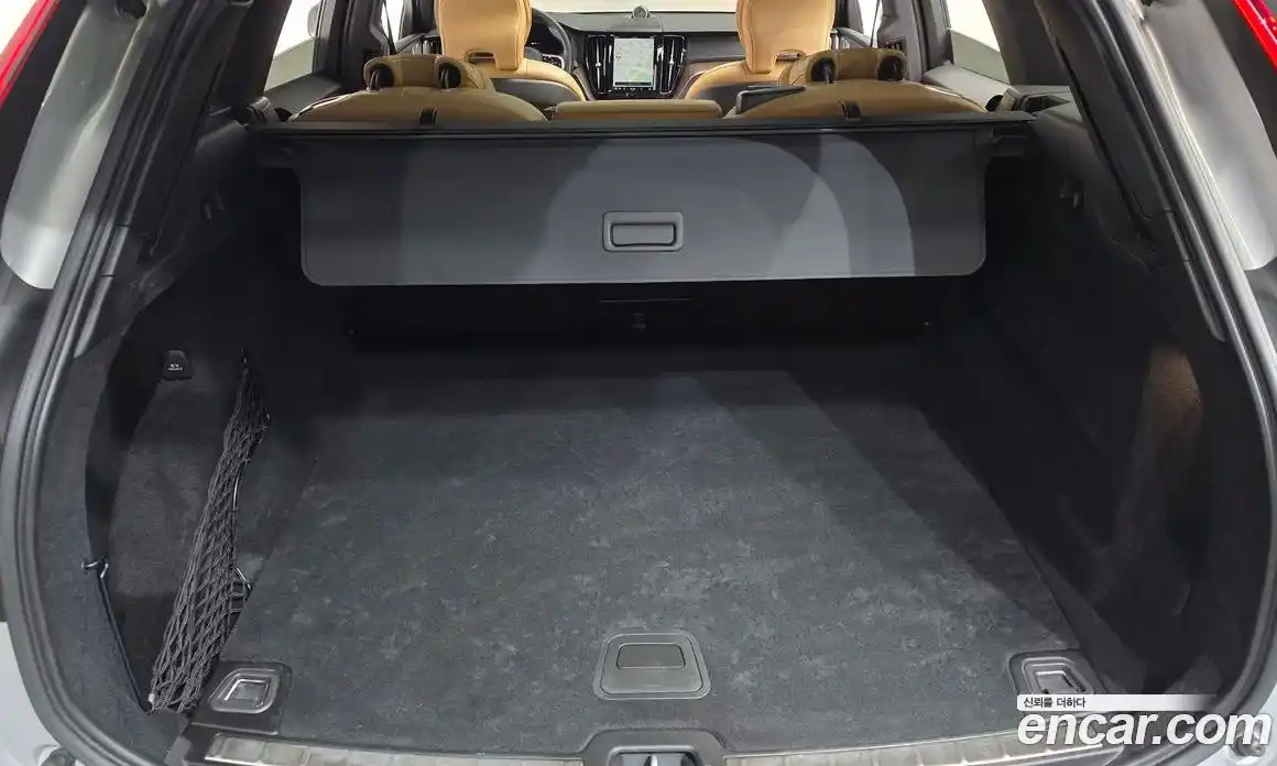 Volvo XC60 2022 2.0 гидро в Москве № 823981, фото 20