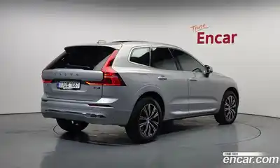 Volvo XC60 2022 2.0 гидро в Москве № 823981, миниатюра 2