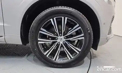 Volvo XC60 2022 2.0 гидро в Москве № 823981, миниатюра 5