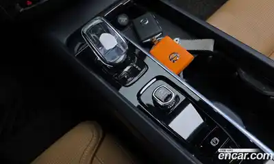 Volvo XC60 2022 2.0 гидро в Москве № 823981, миниатюра 9