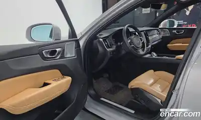 Volvo XC60 2022 2.0 гидро в Москве № 823981, миниатюра 10