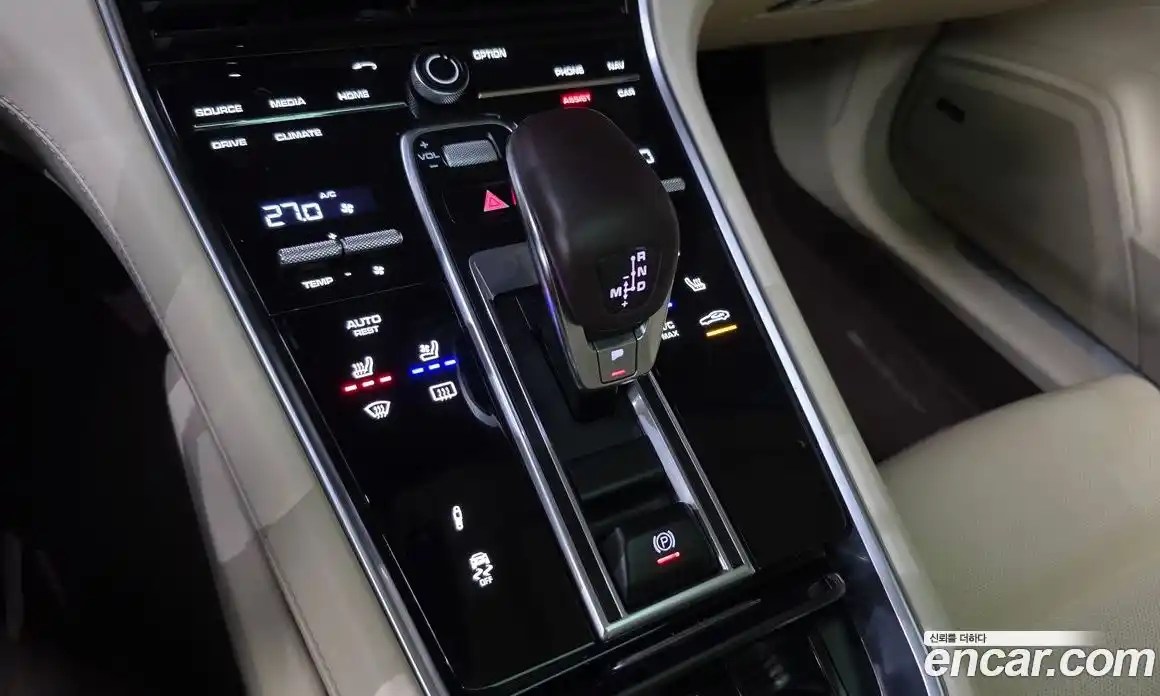 Porsche Panamera 2017 2.9 гидро в Москве № 824327, фото 9