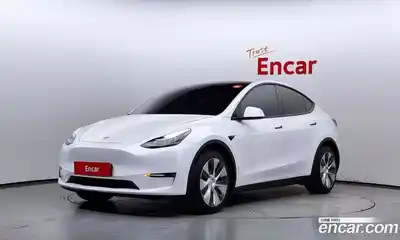 Tesla Model Y, 2022