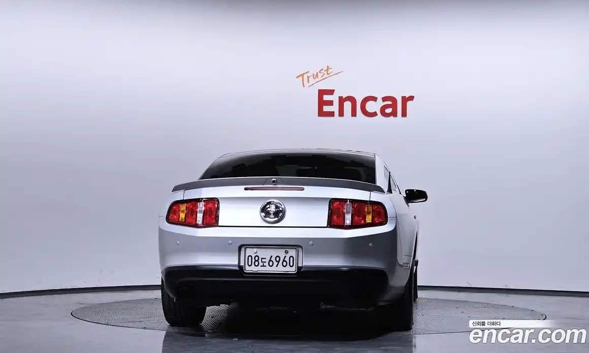Ford Mustang 2010 3.7 гидро в Москве № 827140, фото 4