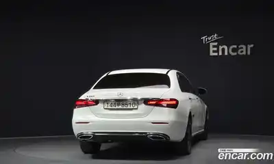 Mercedes-Benz E-Class 2021 2.0 гидро, миниатюра 4