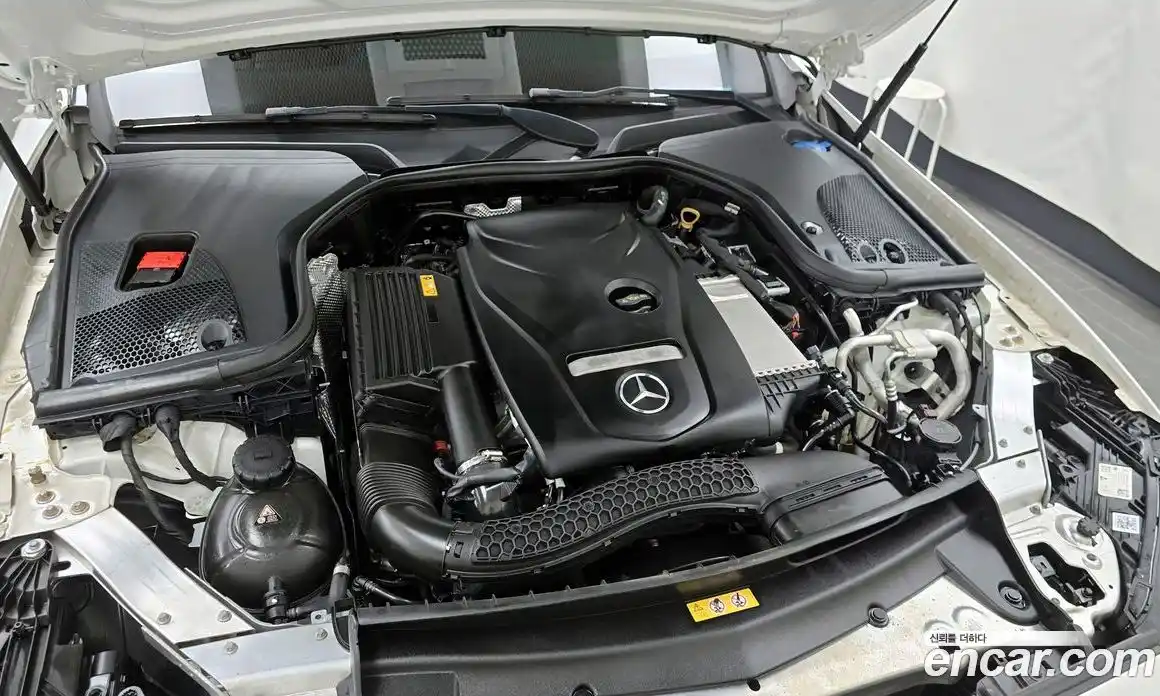Mercedes-Benz E-Class 2021 2.0 гидро, фото 6