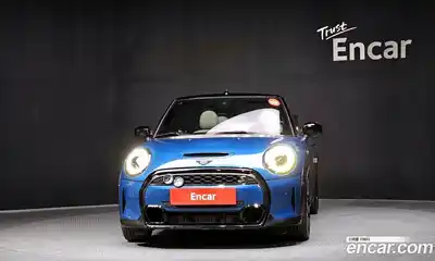 Mini Cooper Convertible 2023 2.0 гидро в Москве № 861495, миниатюра 3