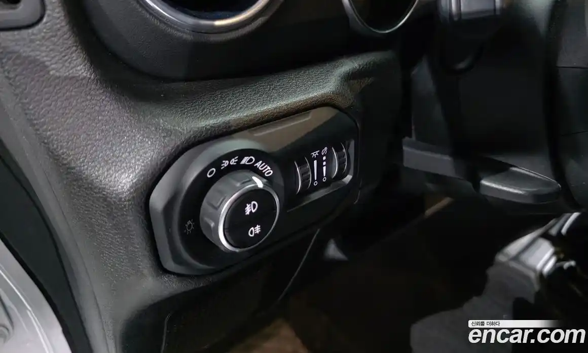Jeep Wrangler 2019 2.0 гидро в Москве № 862928, фото 14
