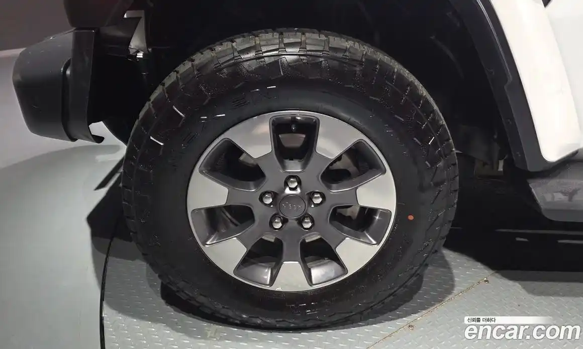 Jeep Wrangler 2019 2.0 гидро в Москве № 862928, фото 5