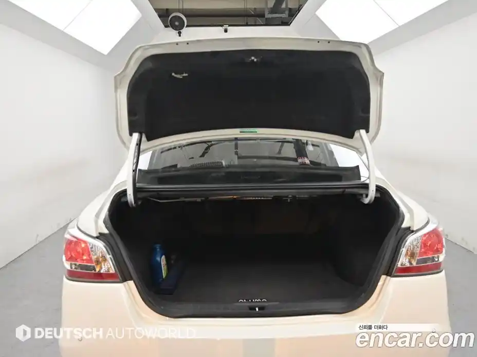 Nissan Altima 2015 2.5 гидро в Москве № 863619, фото 19