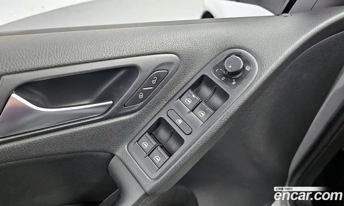 Volkswagen Golf 2013 2.0 гидро в Москве № 896055, фото 18