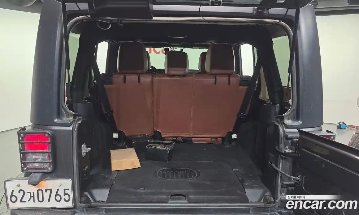 Jeep Wrangler 2016 3.6 гидро в Москве № 896639, фото 20