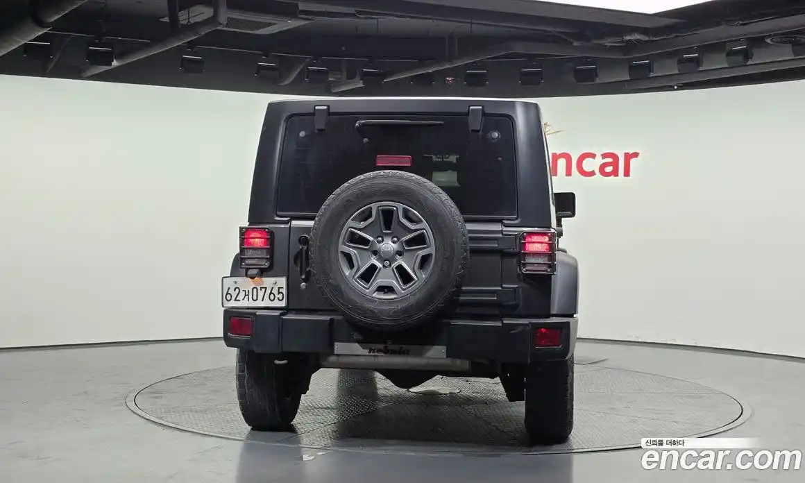Jeep Wrangler 2016 3.6 гидро в Москве № 896639, фото 4