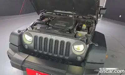 Jeep Wrangler 2016 3.6 гидро в Москве № 896639, миниатюра 6