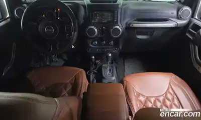 Jeep Wrangler 2016 3.6 гидро в Москве № 896639, миниатюра 7