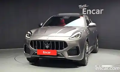 Maserati Grecale 2023 2.0 гидро в Москве № 897197, миниатюра 3