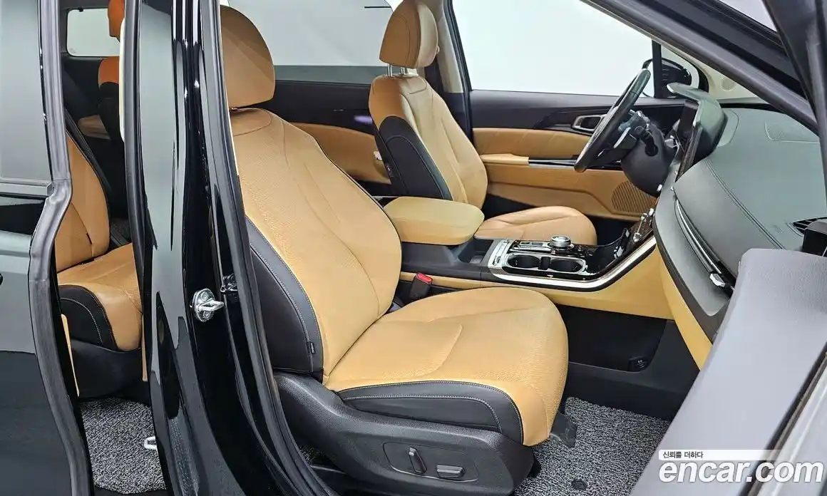 Kia Canival 2022 3.5 Автомат в Москве № 929507, фото 10