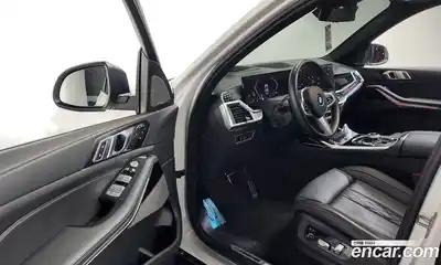 BMW X7 2023 3.0 гидро в Москве № 967952, миниатюра 9