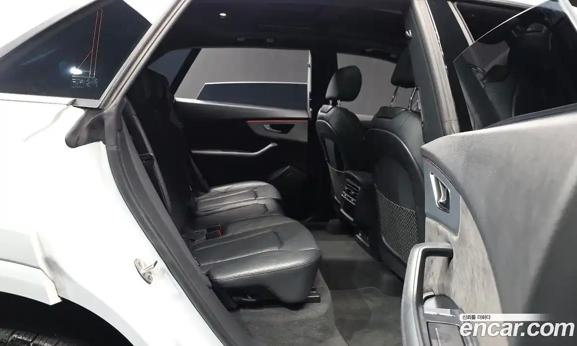 Audi Q8 2021 3.0 гидро в Москве № 970494, фото 11