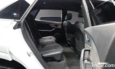 Audi Q8 2021 3.0 гидро в Москве № 970494, миниатюра 11