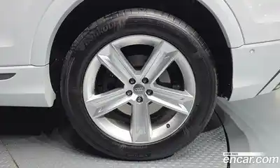 Audi Q8 2021 3.0 гидро в Москве № 970494, миниатюра 4