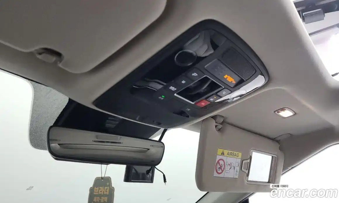 Kia Canival 2023 3.5 Автомат в Москве № 972372, фото 16