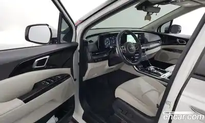 Kia Canival 2023 3.5 Автомат в Москве № 972372, миниатюра 9