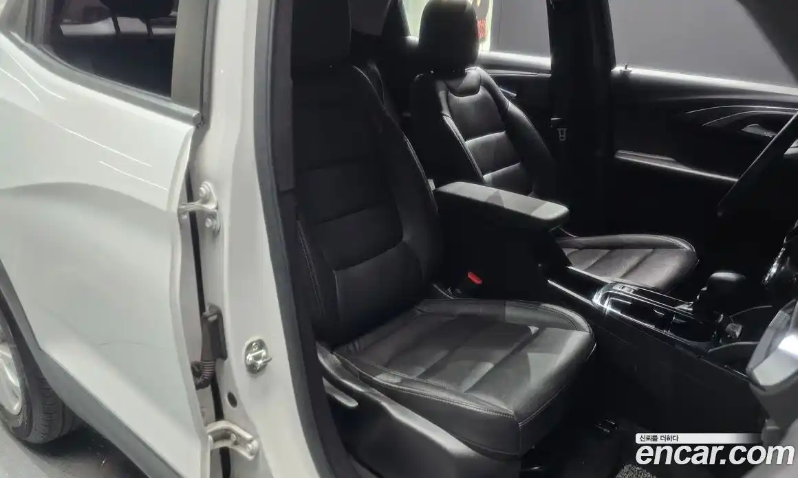 Chevrolet TrailBlazer 2020 1.2 гидро в Москве № 974342, фото 11