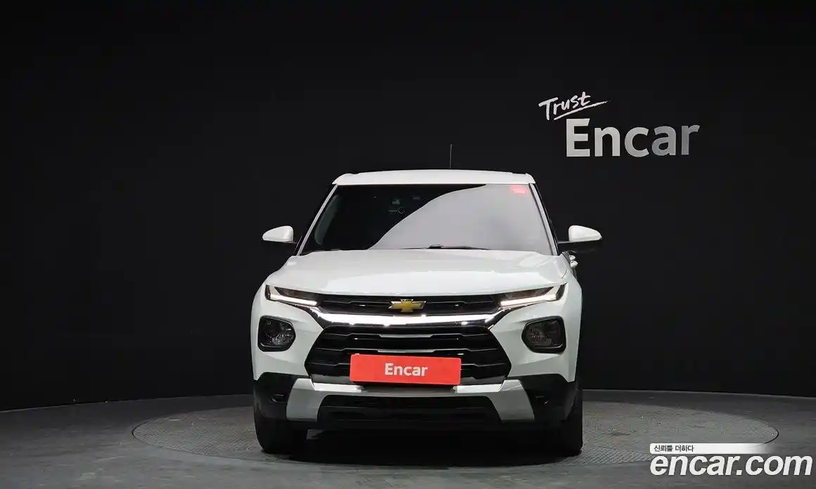 Chevrolet TrailBlazer 2020 1.2 гидро в Москве № 974342, фото 3