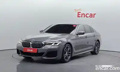 BMW 5-Series, 2022