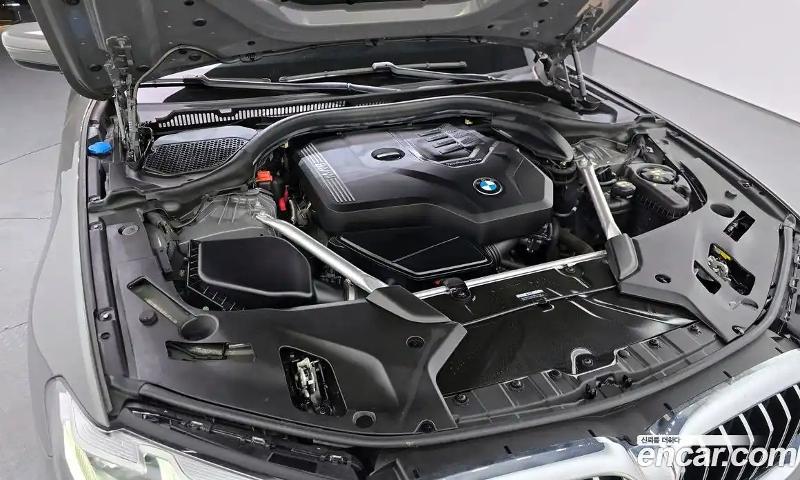BMW 5-Series 2022 2.0 гидро в Москве № 1000977, фото 6