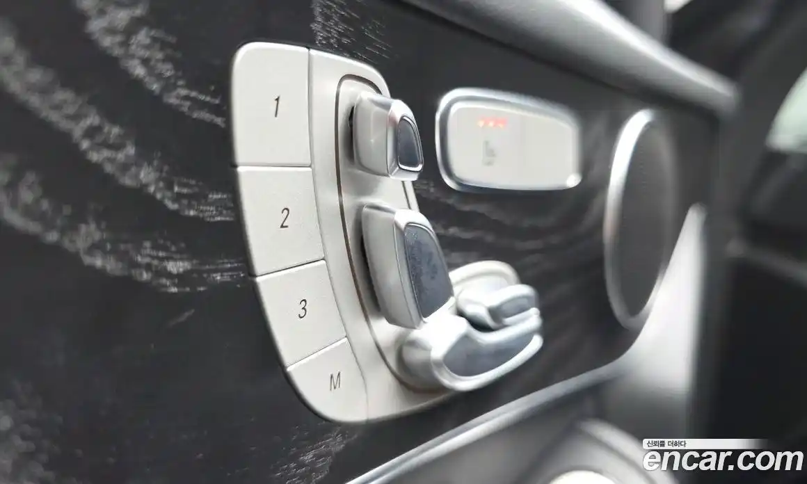 Mercedes-Benz GLC-Class 2019 2.0 гидро в Москве № 1001713, фото 15