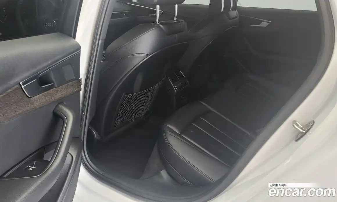 Audi A4 2019 2.0 гидро в Москве № 1002348, фото 15