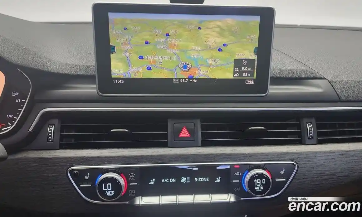 Audi A4 2019 2.0 гидро в Москве № 1002348, фото 9