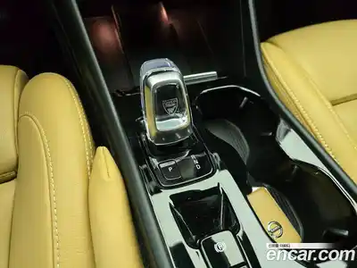Volvo XC40 2020 2.0 гидро в Москве № 1003946, миниатюра 9