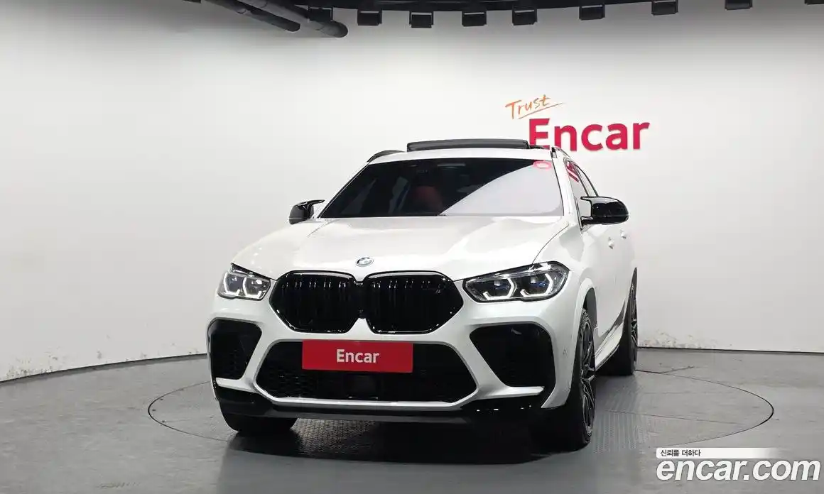 BMW X6M 2022 4.4 Автомат в Москве № 1004343, фото 3