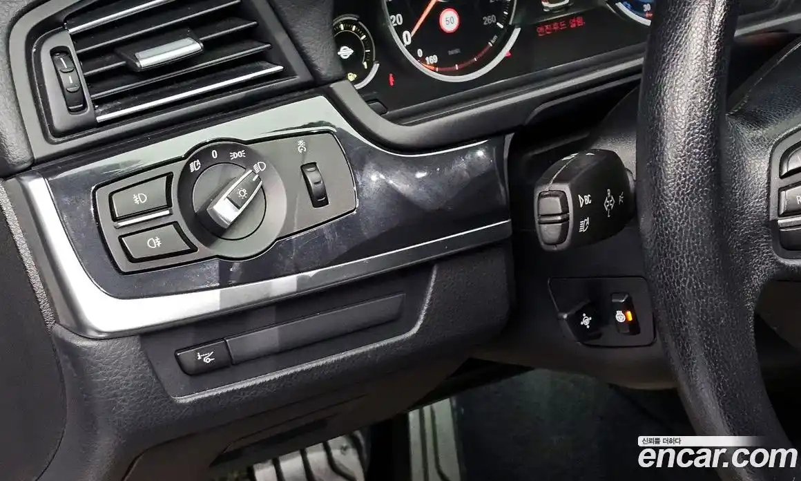 BMW 5-Series 2016 2.0 Автомат в Москве № 1004940, фото 16