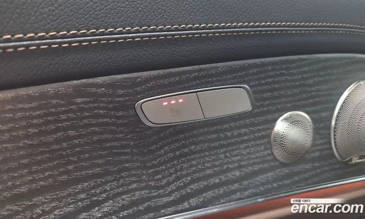 Mercedes-Benz E-Class 2023 2.0 гидро, фото 19