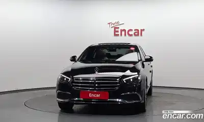 Mercedes-Benz E-Class 2023 2.0 гидро, миниатюра 3