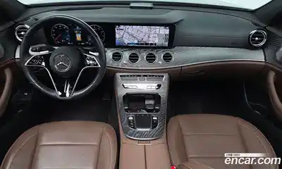 Mercedes-Benz E-Class 2023 2.0 гидро, миниатюра 7