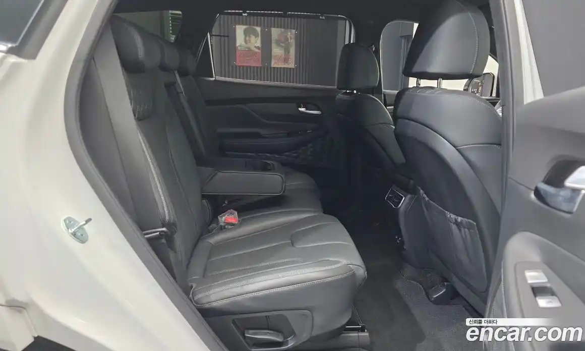 Hyundai Santa Fe 2023 1.6 Автомат в Москве № 1007318, фото 12