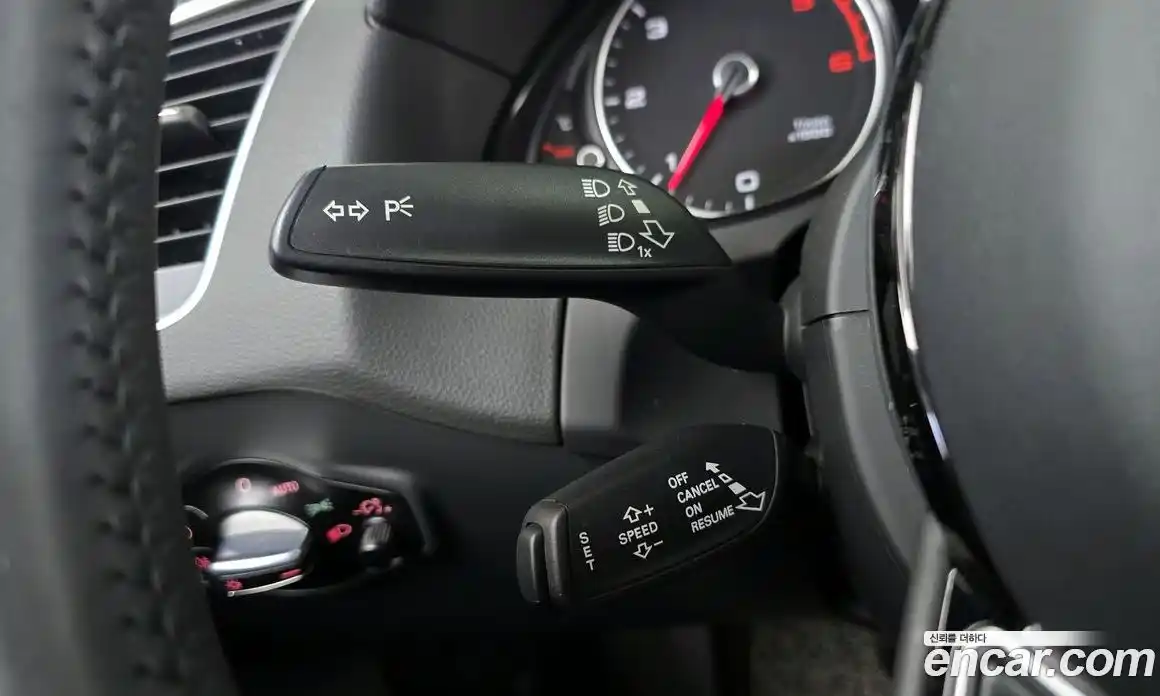 Audi Q5 2015 2.0 Автомат в Москве № 1007746, фото 17