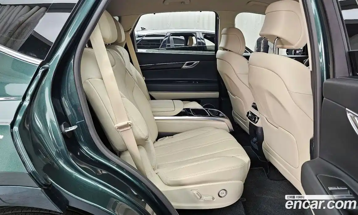 Genesis GV80 2023 2.5 Автомат в Москве № 1010007, фото 12